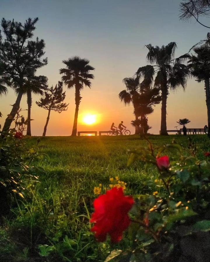 Superior Apartments Orbi City Sea View Μπατούμι Εξωτερικό φωτογραφία